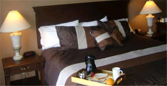 Talbot Trail Inn & Suites Leamington Luaran gambar